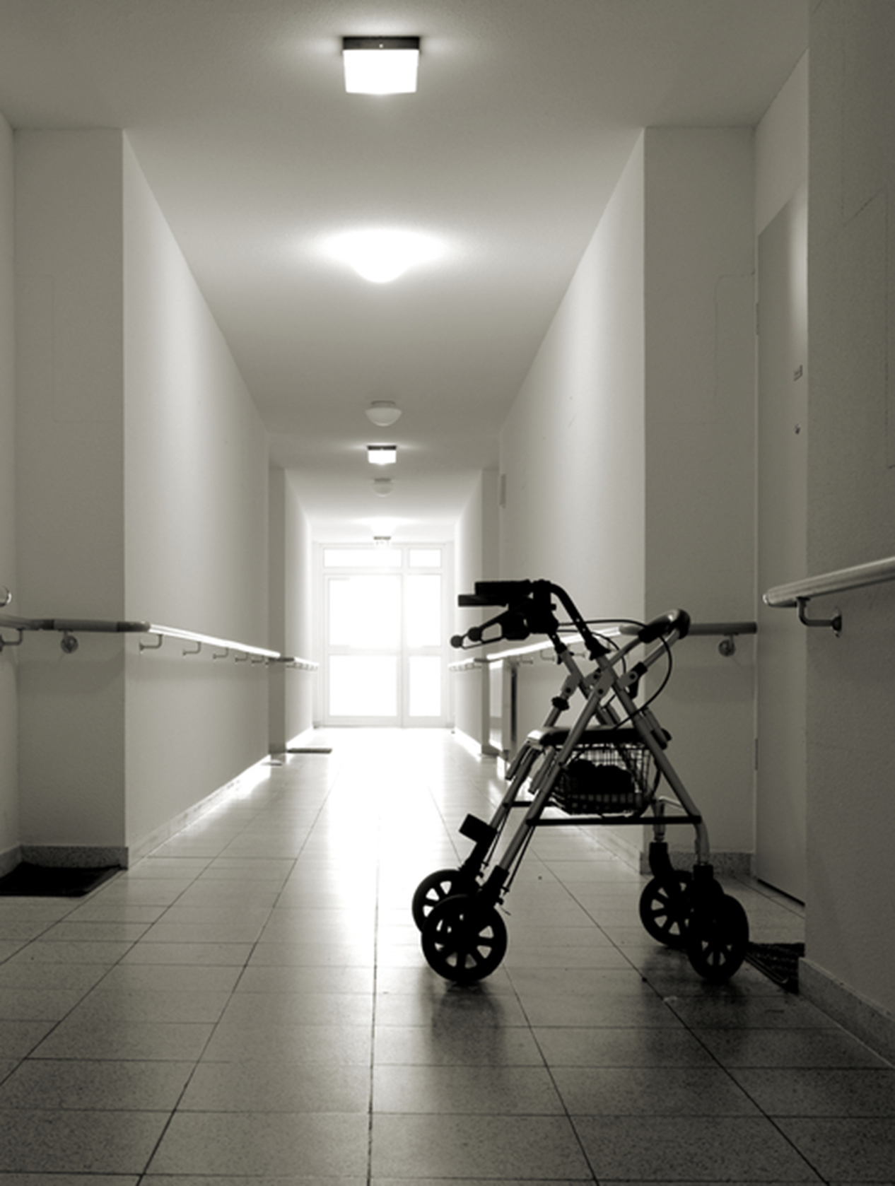 Staff shortages shut down aged care beds