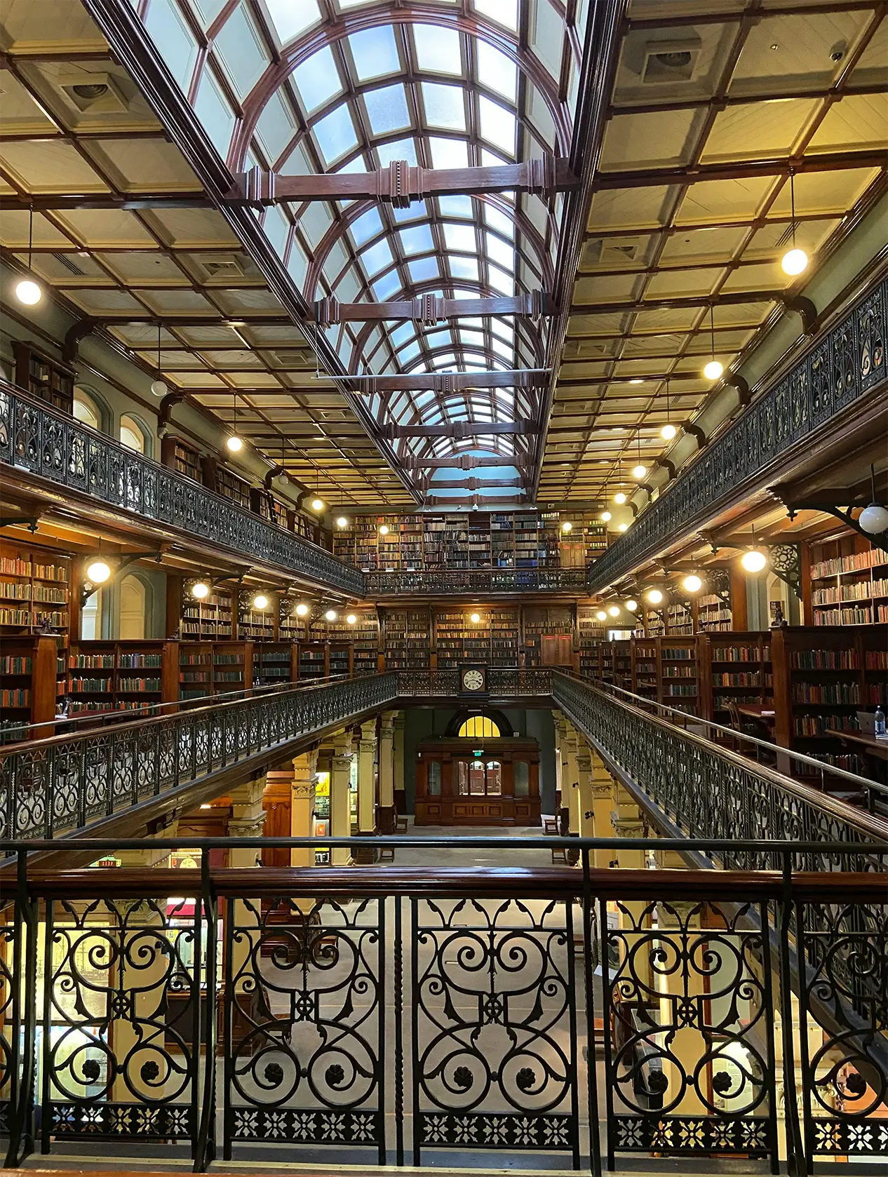 OZEM-interior-of-the-state-library-of-south-australia-adelaide-australia